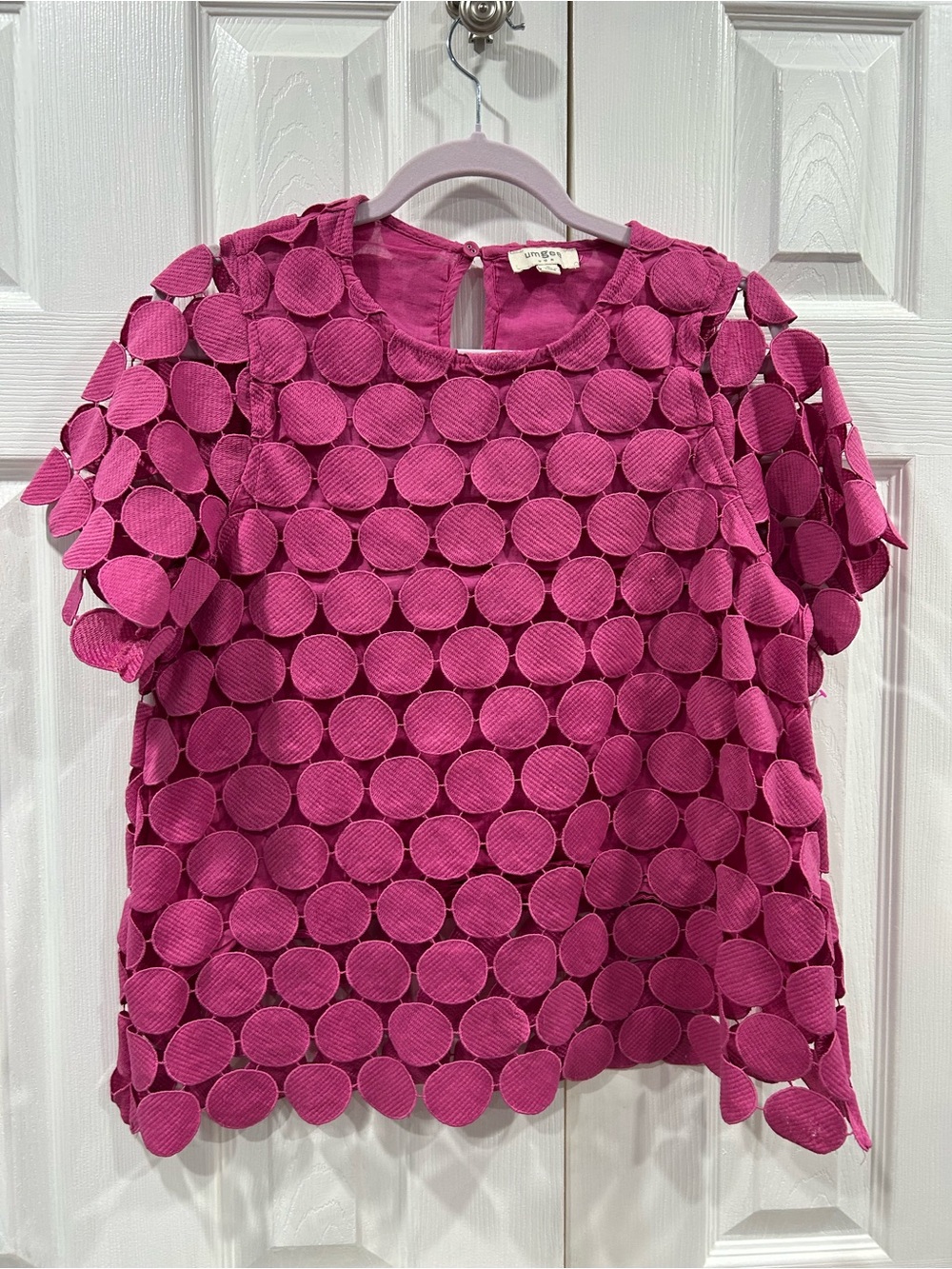 Umgee Magenta Circle Appliqué Short Sleeve Blouse